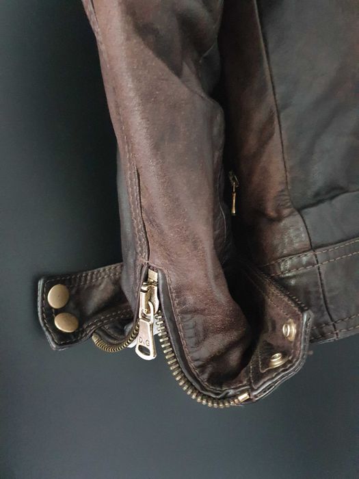 Geaca din piele maro Dolce & Gabana masura 46 schimb