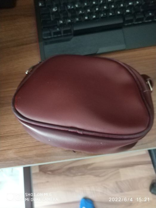 Продам сумочки небольшого размера