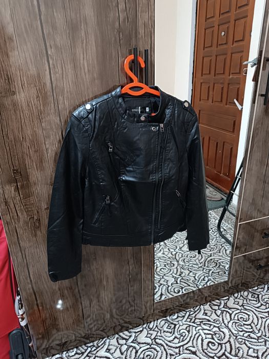 Женская кожаная костюм, Кожа кастюм сотилади янгги Хитой размер 46-48