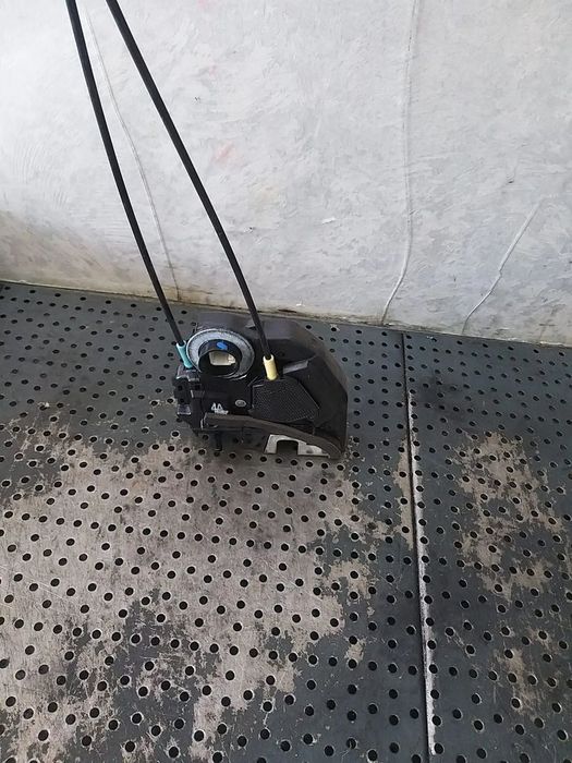 Broasca usa dreapta spate toyota verso r2