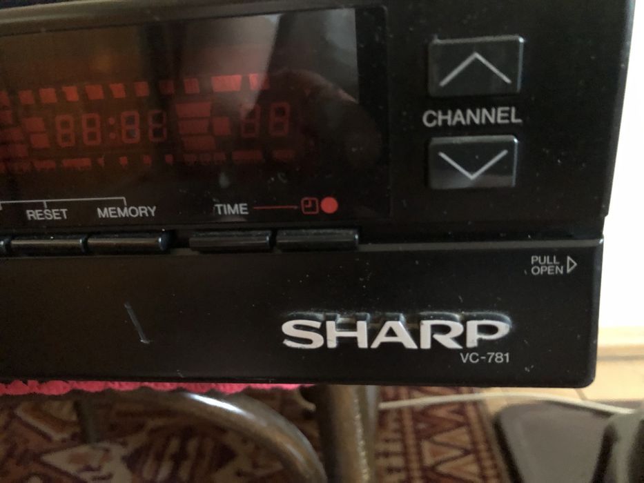 Видео рекордер Sharp VC-781