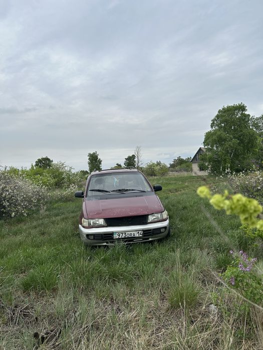 Mitsubishi Space Wagon
