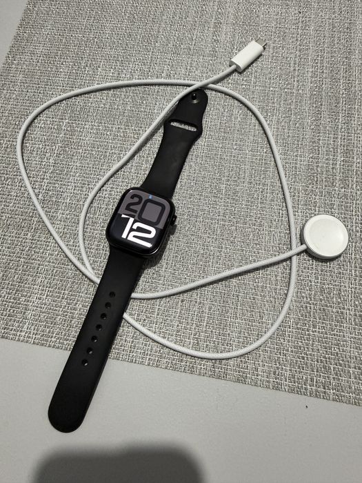 Apple watch series 10