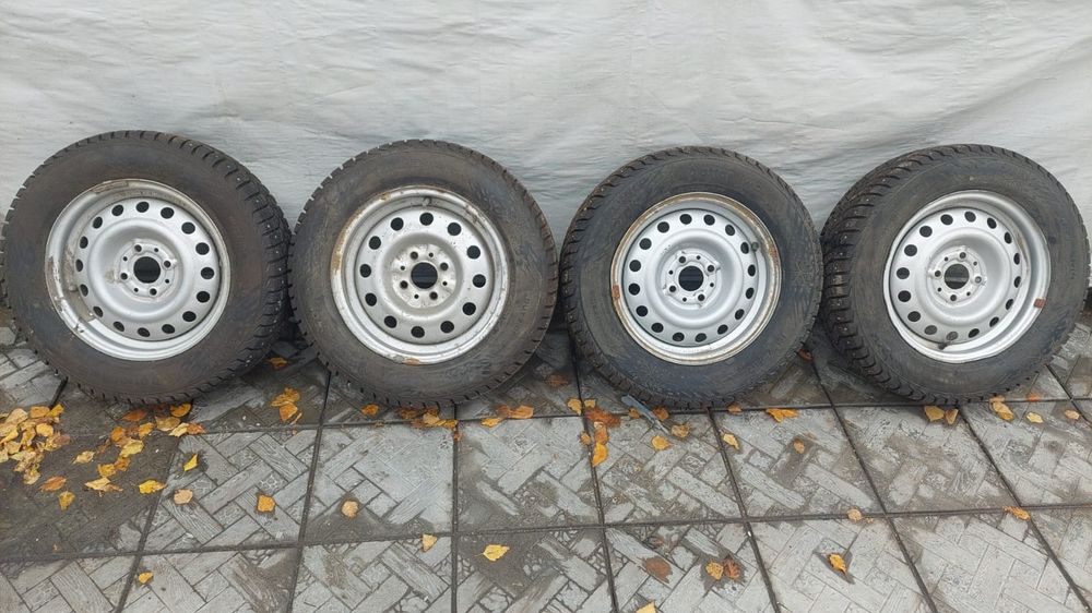 Продам колеса зимние