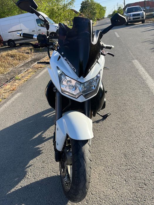 Vând Kawasaki z750 2008 injecție
