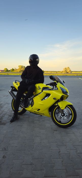 Honda CBR 600 F4i