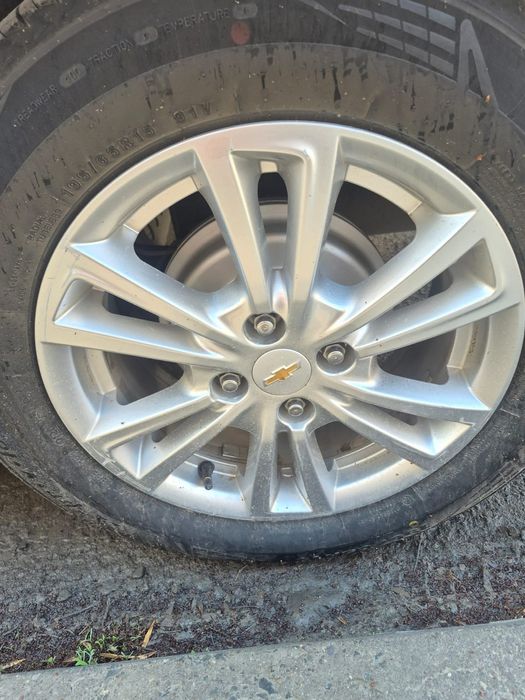 Продам диски на Шевроле Кобальт