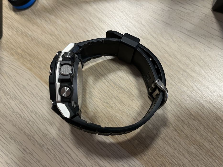 G-Shock  GST  B300S 1AER