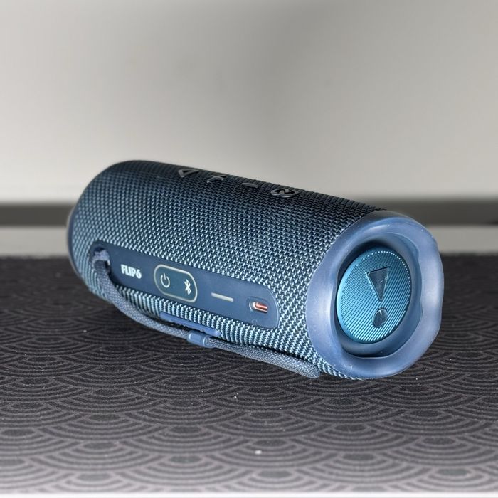 JBL flip 6 BLUE.