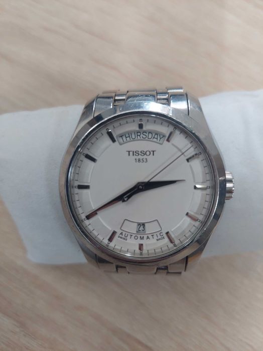 Часы Tissot продаются