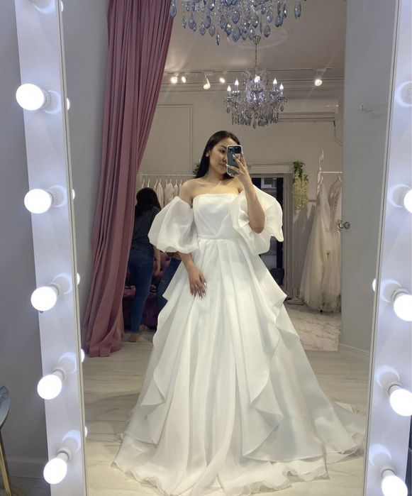 Свадебное платье