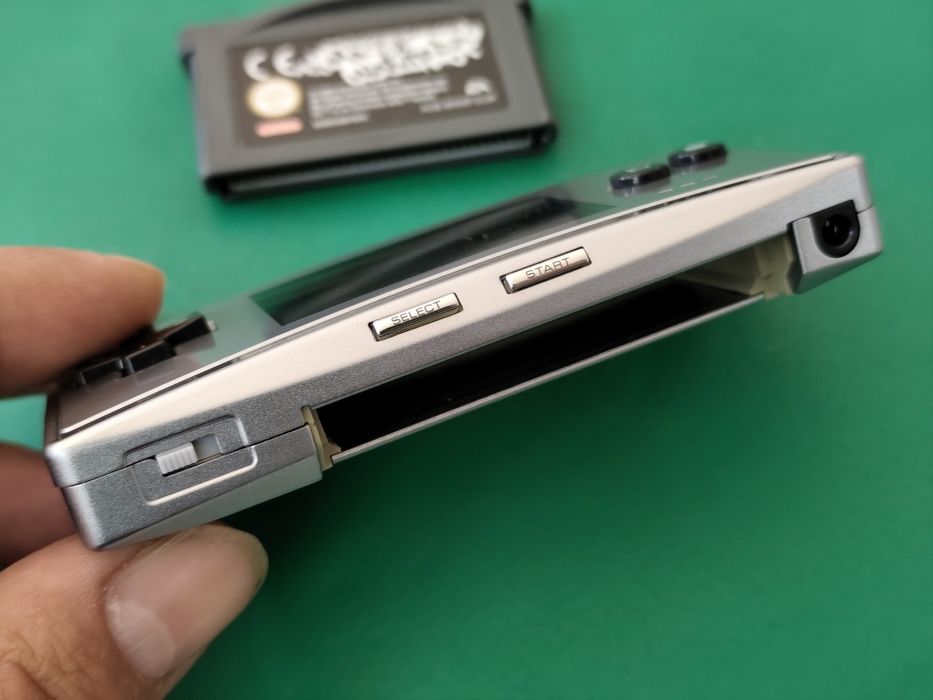 Конзола nintendo game boy micro