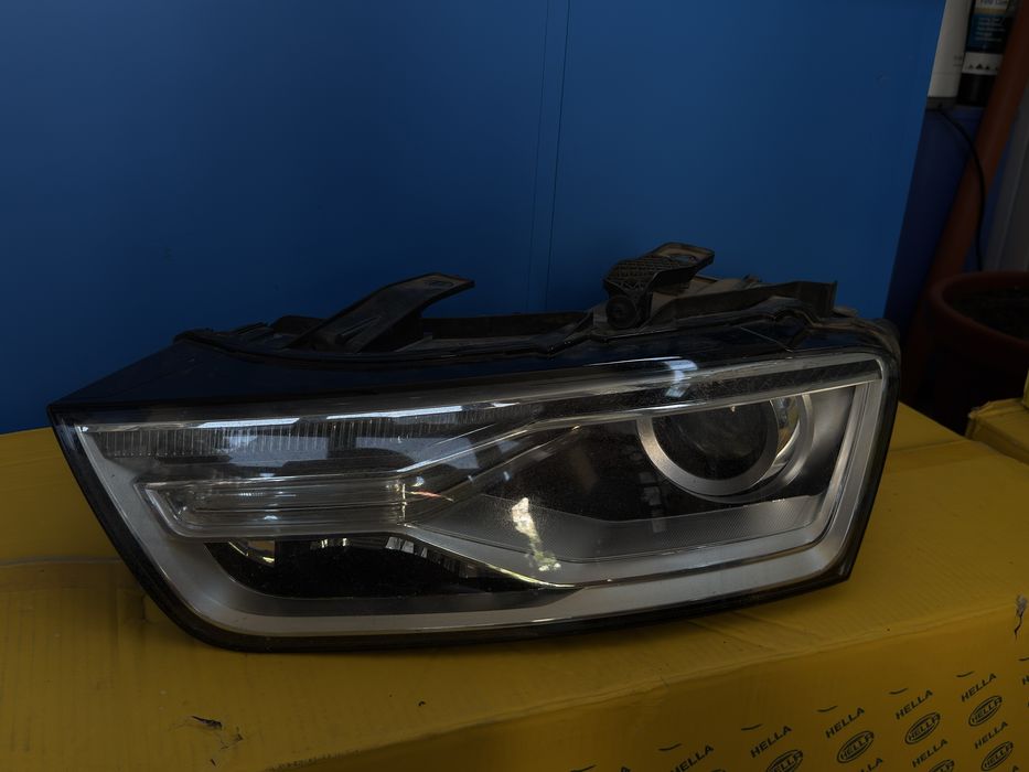 Ляв фар Audi Q3 2016-2018