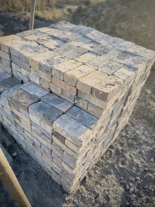 Кирпич огнеупорный