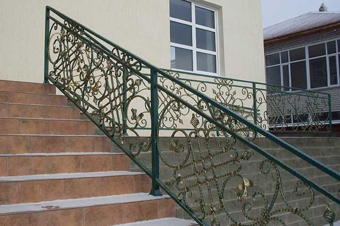 Перилла лестница от дешёвых до элитных