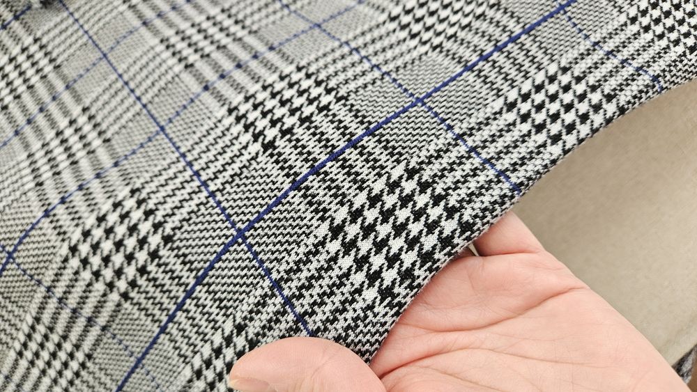 MANGO рокля по тялото, М размер