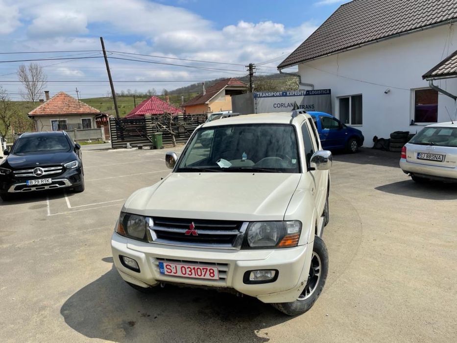 Mitsubishi Pajero MK3