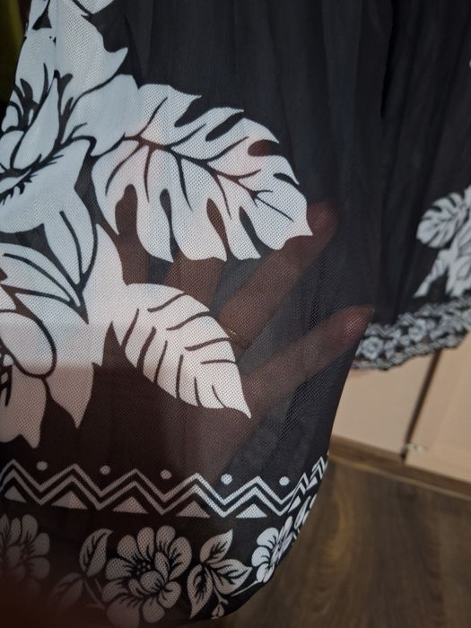 Costum de baie intreg