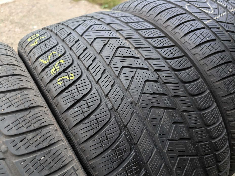 SET 4 Anvelope Iarna 265/45 R20 + 295/40 R20 PIRELLI Scorpion Winter