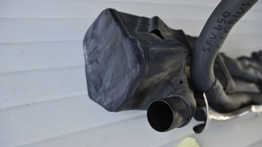 Suzuki SFV650 Gladius 2009 2016 Toba de evacuare originala