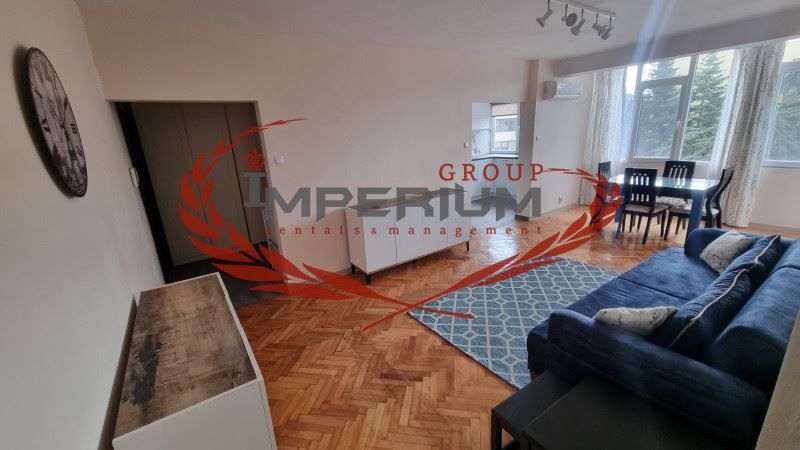 Дава се под наем Двустаен апартамент в Варна, Чайка - 70 кв.м за 612 € - Снимка #3