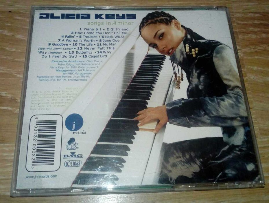 Оригинални CDта с различна музика: Alicia Keys, E. Sande, Слави, Брамс