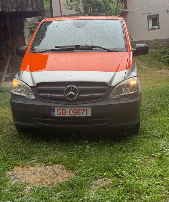 Vând Mercedes vito diesel 22  176 cp