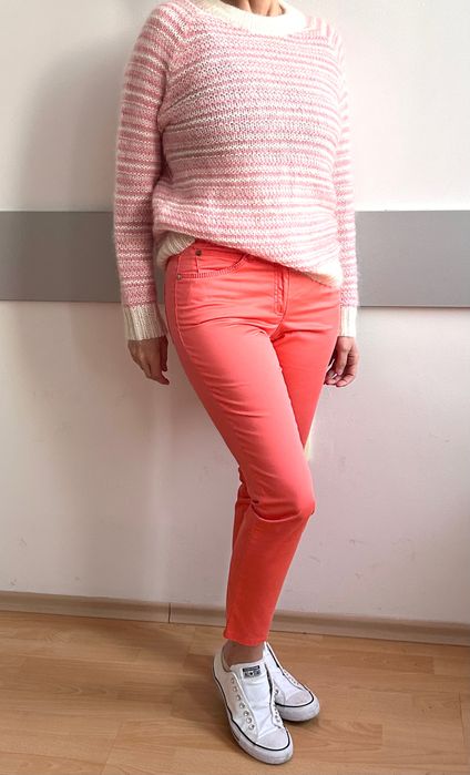 Супер мек хубав пуловер Arnie says made in Italy