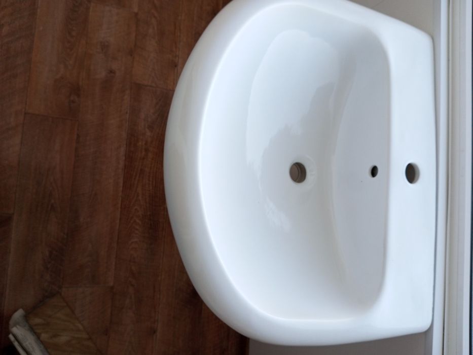 Новая раковина в ванну