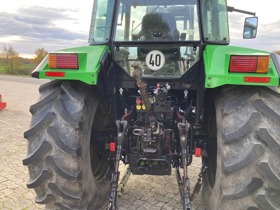 Tractor Deutz Fahr 6.21, 117 cai, cupă și furcă