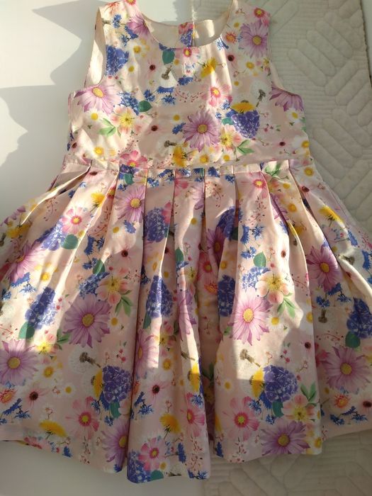 Платье на девочку