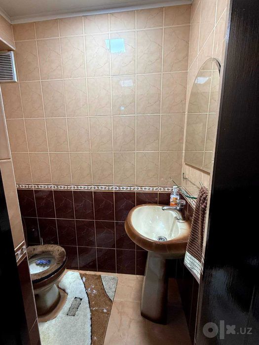 Юнусабад, 3*4/1/4 Кирпич, не торец, ипотека да, парковка с навесом