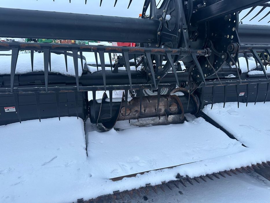 Продам жатку MacDon FD70