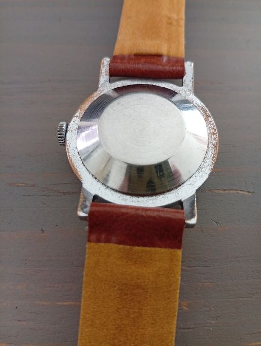 Руски ръчен механичен часовник ЗИМ