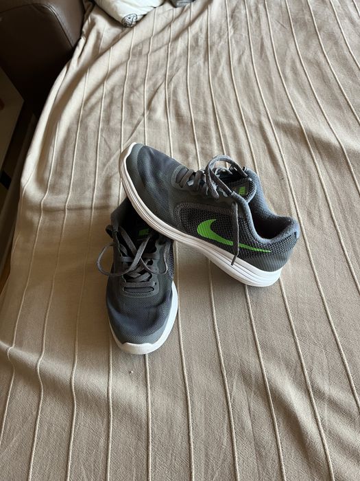 Adidas,Puma,Nike