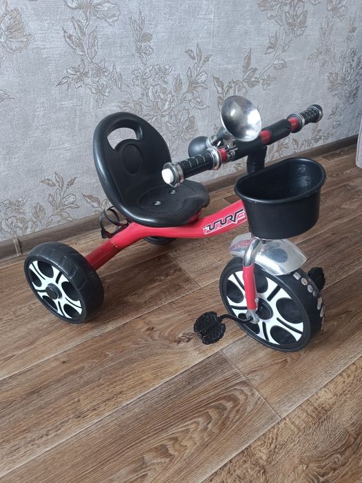 Продам Трёхколёсный велосипед