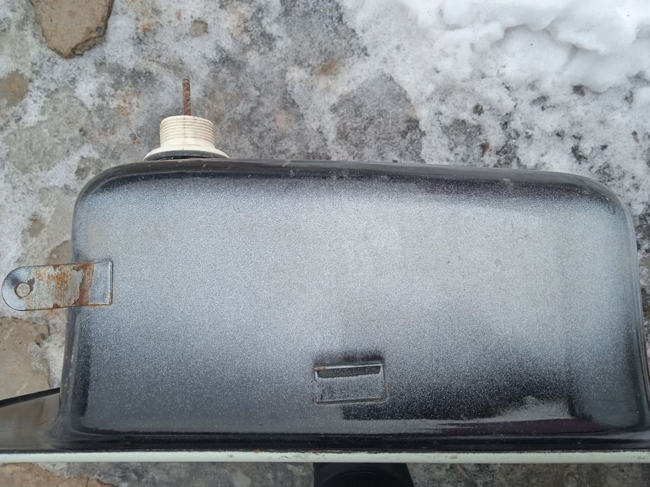 Раковина металлическая