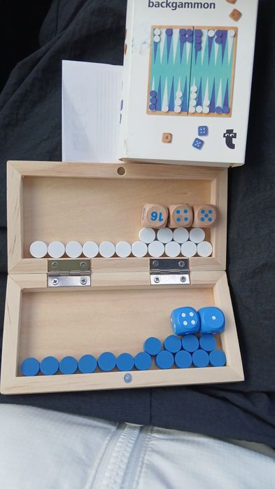 Table în miniatuta