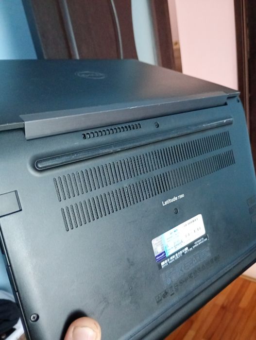 Laptop dell gen 7