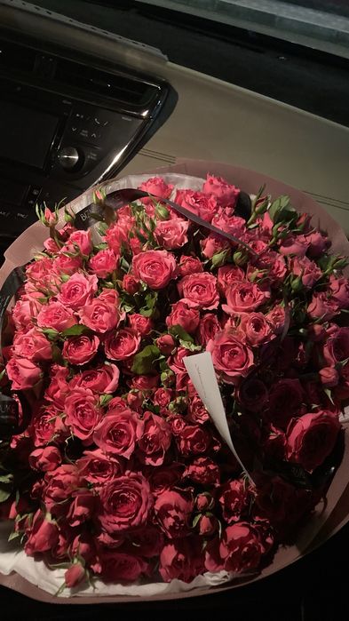 кустовые розы розы.