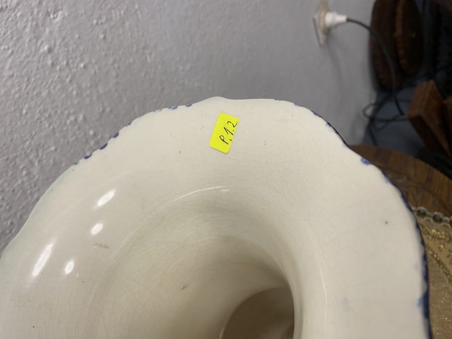 Голяма холандска ваза на делфт