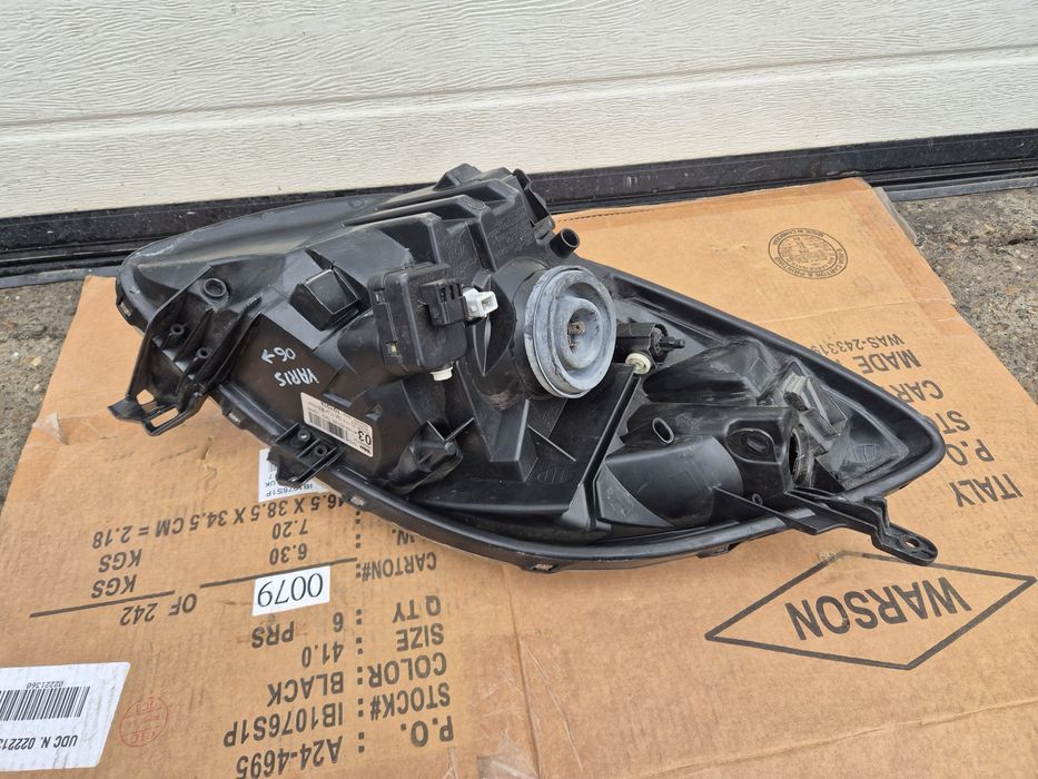 Far Stinga  Original Toyota Yaris P90.2006-2009.Volan stinga.