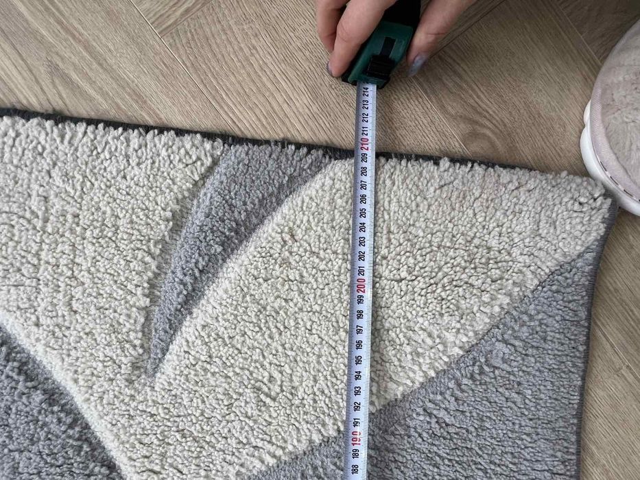 Килим в отлично състояние