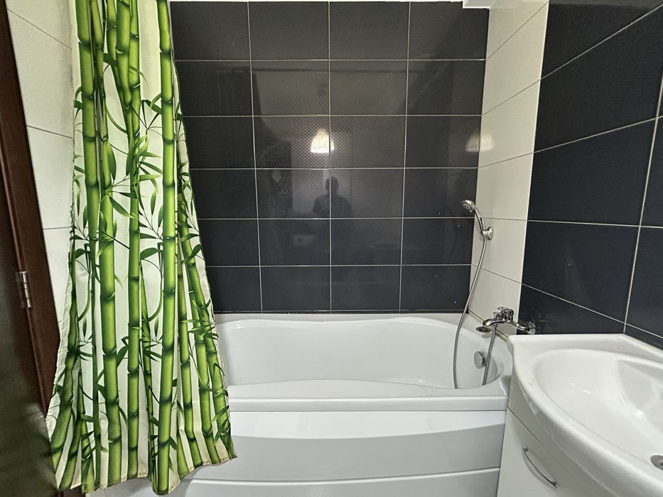 Apartament de închiriat.(Zona Dobroești)