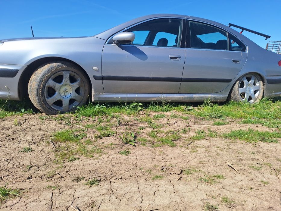 Dezmembrez peugeot 607