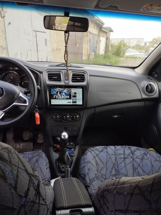 Продаю Рено логон