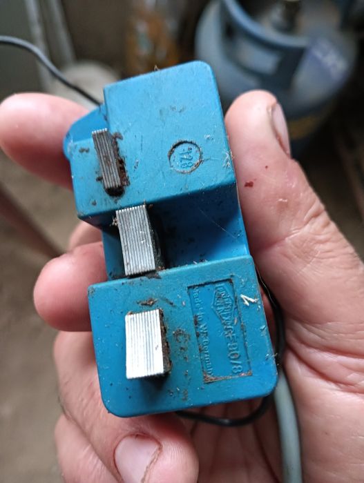 Bobina drujba că 100 dolmar