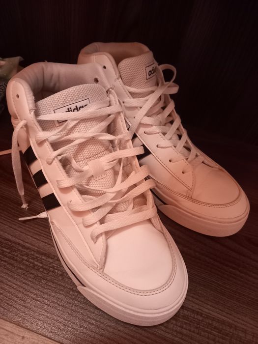 Мъжки кецове адидас