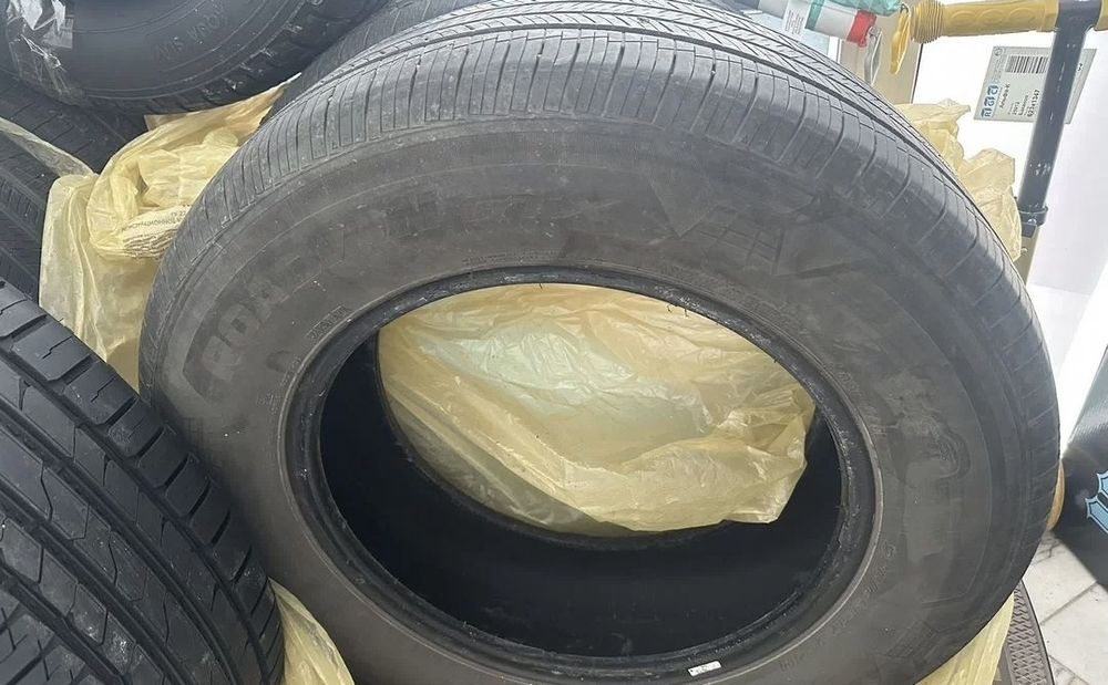 Продам летние шины 235/65/17