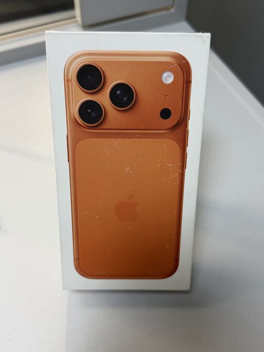 Iphone 17 Pro Cosmic Orange Нов 1 цикъл + гаранция